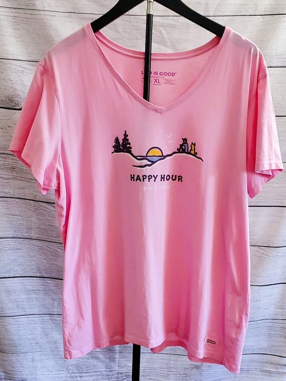 Life is Good Women’s Crusher-Lite  Size XL  Pink Short Sleeve  "Happ Hour"